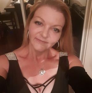 Meet your Posher, Heidi